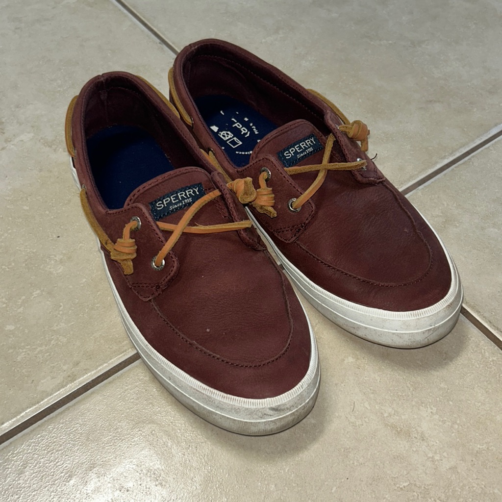 Sperry Size 10 Maroon Leather Boat Shoes